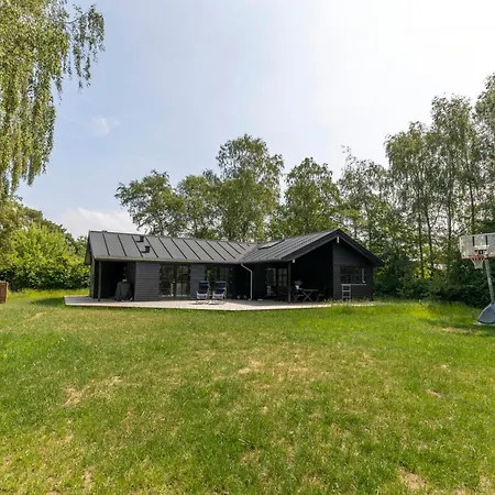 House In Nature In Tisvilde